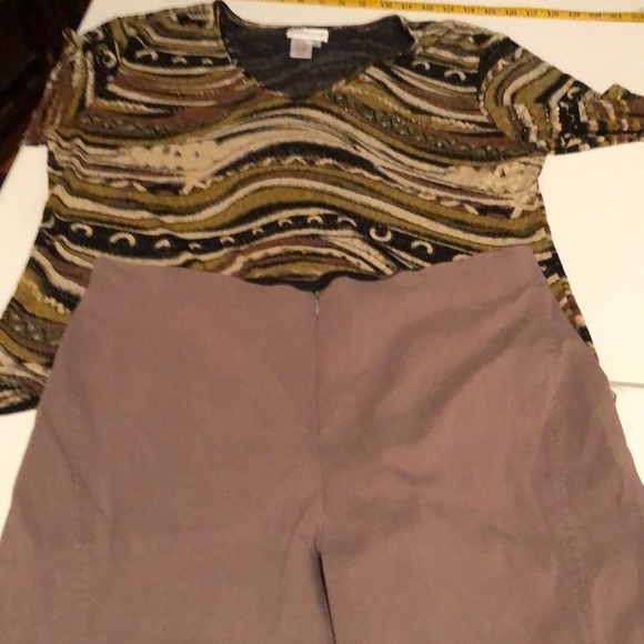 EQUESTRIAN DESIGNS size 12 tan cropped front zip with stretch pants Best pants - Picture 7 of 13